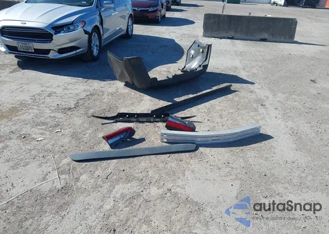 2019 Toyota Rav4 Le z USA, uszkodzony, nr VIN 2T3H1RFV6KC030479